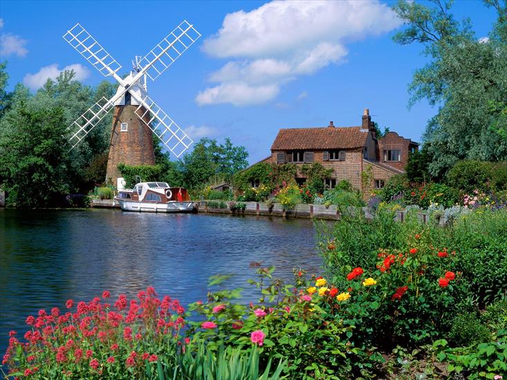 Krajobrazy - Hunsett Mill, Norfolk, England.jpg
